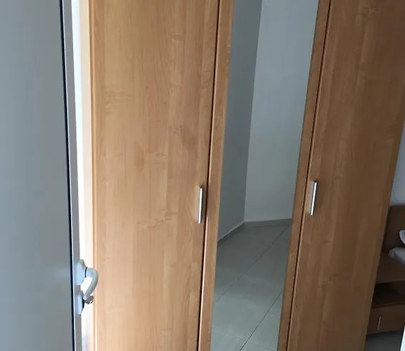 Adonai Апартамент *