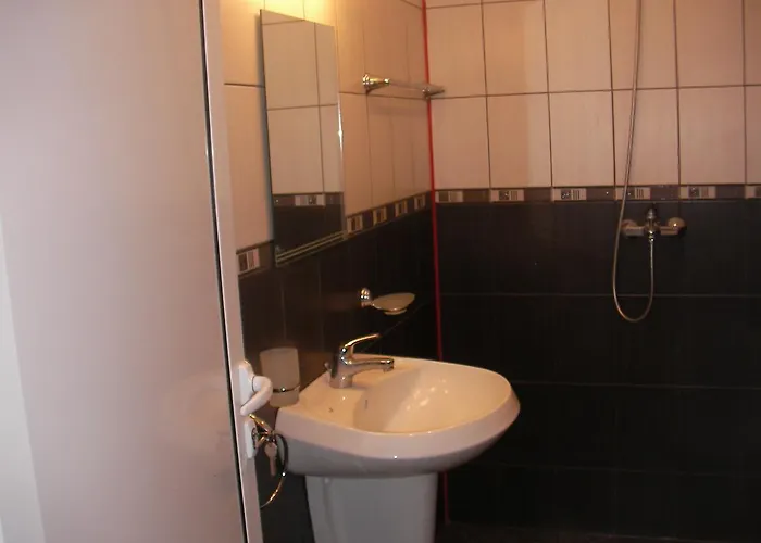 Апартамент Adonai *